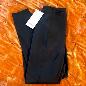 *NWT* Lulu Lemon Here to There black pants